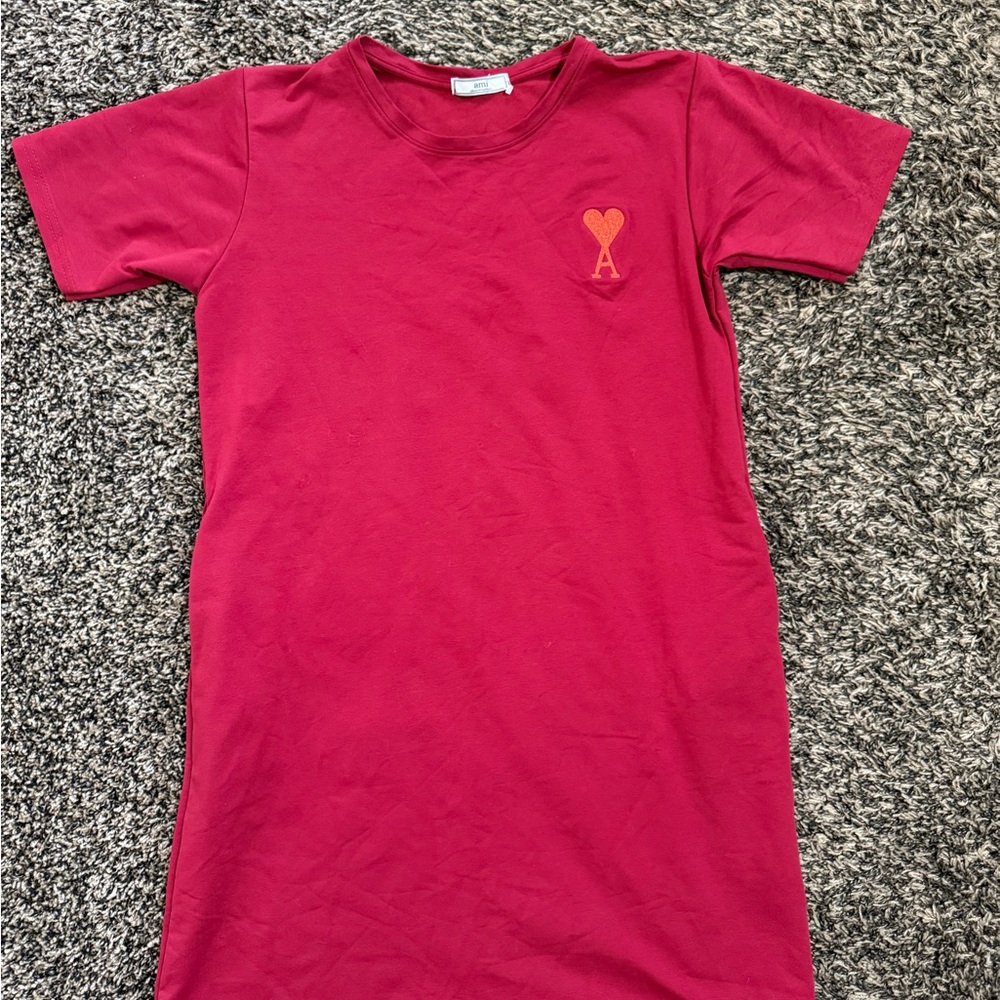 AMI Paris Red T-Shirt with Heart Logo